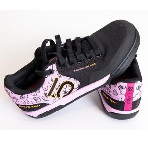 Five Ten Freerider Pro - LIMITED EDITION Pink (for breast cancer awareness)